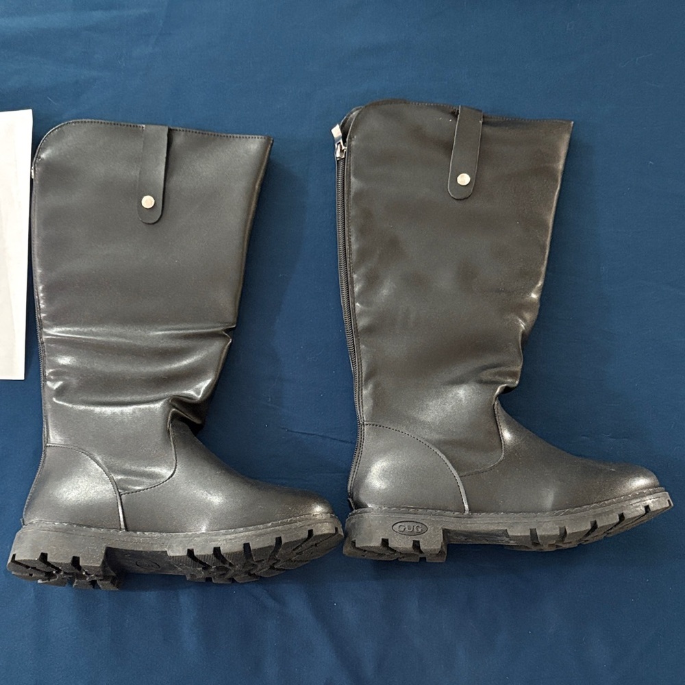 Stylish Black Women's Boots